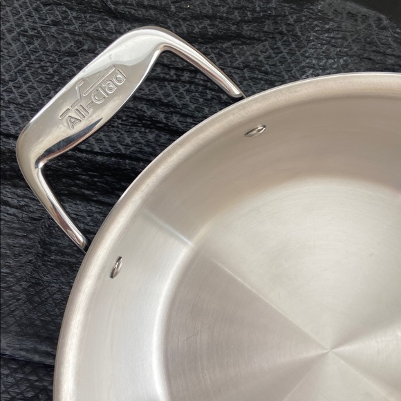 ALL CLAD 4 QT. Stainless Steel Deep Sauté Pan - Picture 4 of 7